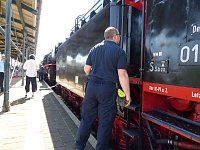 Bild: Lok-Spektakel im Bahnhof Nordhausen - zweimal eine "01"