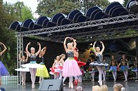Zeitreise mit dem Tanzstudio Radeva Bild: Zeitreise mit dem Tanzstudio Radeva