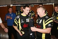 Bild: Kapit&auml;n nimmt Abschied