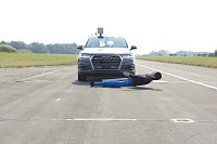 Fußgängerunfall mit SUV: Bereits ab 45-50 Stundenkilometern sinken die Überlebenschancen dramatisch Bild: Fußgängerunfall mit SUV: Bereits ab 45-50 Stundenkilometern sinken die Überlebenschancen dramatisch