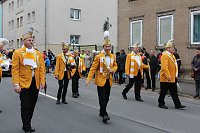 Bild: N&auml;rrinnen und Narren trotzen Wetter (1)