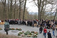 Gedenkveranstaltung zum 71. Jahrestag der Befreiung des KZ Mittelbau-Dora Bild: Gedenkveranstaltung zum 71. Jahrestag der Befreiung des KZ Mittelbau-Dora