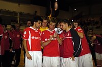 Rot Weiß Erfurt mit Pokal Bild: Rot Weiß Erfurt mit Pokal