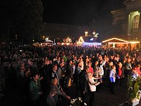 Extase vor dem Theater Bild: Extase vor dem Theater