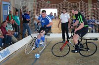 Die Nerven haben dem Ilfelder Radball-Duo Toni Fiebig/Toni Krause am Ende einen Strich durch die Rechnung gemacht. Bild: Die Nerven haben dem Ilfelder Radball-Duo Toni Fiebig/Toni Krause am Ende einen Strich durch die Rechnung gemacht.