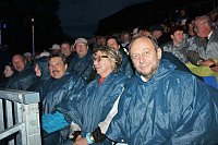 Bild: Nass vor der Premiere