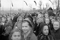 Bild: Aufmarsch am Rathaus
