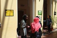 Bild: Fotoausstellung im Atrium der Petersbergschule