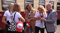 Bild: Model-Sonderzug auf dem Gleis der Harzer-Schmalspurbahn