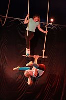 Bild: Zirkus macht stark - 55 Kinder konnten diese Woche im Zappelini Zelt ihr eigenes St&uuml;ck proben