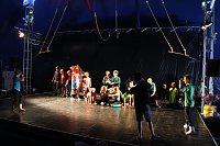 Bild: Zirkus macht stark - 55 Kinder konnten diese Woche im Zappelini Zelt ihr eigenes St&uuml;ck proben