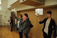 Bild: Spuren hinterlassen - vom Campus aus ging es f&uuml;r rund 100 Studierende heute hinaus, die Region und ihre Verein kennen lernen