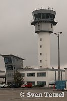 Bild: Auf dem Flughafen unterwegs