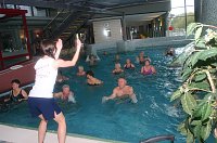 Bild: Gro&szlig;er Andrang heute Vormittag beim Seniorenschwimmen
