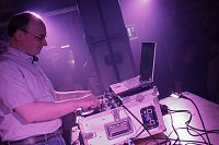 Bild: 3. Professorennacht - Lehrende der Hochschule Nordhausen an den Plattentellern im Club T37