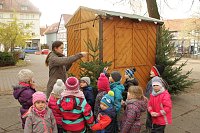 Bild: Vorbereitungen f&uuml;r den Handwerkermarkt vor der Blasii-Kirche