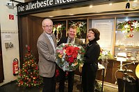 Bild: Ausstellung er&ouml;ffnet: Dank an Marion Baumert