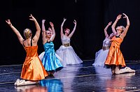 Bild: Die Sch&ouml;ne und das Biest ein Ballettm&auml;rchen.