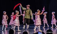 Bild: Die Sch&ouml;ne und das Biest ein Ballettm&auml;rchen.