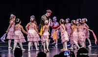Bild: Die Sch&ouml;ne und das Biest ein Ballettm&auml;rchen.