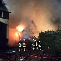 Bild: Vierseitenhof in Trebra brannte