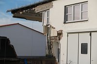 Bild: Der Versuch, ein Silo zu demontieren