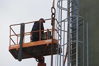 Bild: Der Versuch, ein Silo zu demontieren
