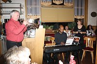 Weihnachtskonzert und Weihnachtsfeier Bild: Weihnachtskonzert und Weihnachtsfeier