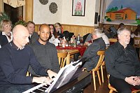 Weihnachtskonzert und Weihnachtsfeier Bild: Weihnachtskonzert und Weihnachtsfeier