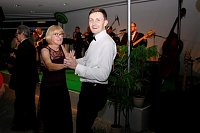 Gemeinsam feiern - gemeinsam genießen Bild: Gemeinsam feiern - gemeinsam genießen