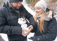 Taucher auf Winterwanderung Bild: Taucher auf Winterwanderung