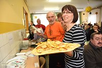 Bild: Kartoffelscheibenessen 2017