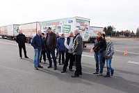 Bild: Ab ins Gel&auml;nde: Autohaus-Peter-Gruppe lud zum Aktionstag ins Autodrom