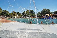 Saisoneröffnung – Willkommen im Solewasser-Vitalpark Bild: Saisoneröffnung – Willkommen im Solewasser-Vitalpark