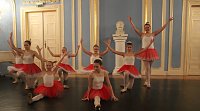 Bild: Das Tanzstudio Radeva verzauberte das Publikum im Blauen Saal
