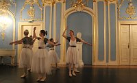 Bild: Das Tanzstudio Radeva verzauberte das Publikum im Blauen Saal