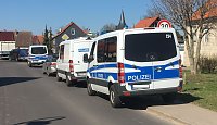 Bild: Umfangreiche Durchsuchungen in Nohra im Landkreis Nordhausen