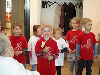 Bild: Ostereiersuche im Rolandhaus