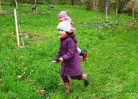 Ostereiersuche im Ahornpark Bild: Ostereiersuche im Ahornpark
