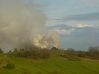 Bild: Zwei Osterfeuer in Neustadt