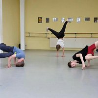 Bild: Die Schule f&uuml;r Zeitgen&ouml;ssischen Tanz Taimba steht bald wieder auf der gro&szlig;en B&uuml;hne