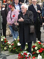 Rückblick: Christian Desseaux, Überlebender der Konzentrationslager Buchenwald und Mittelbau-Dora während der Gedenkveranstaltung zum 72. Jahrestag der Befreiung des KZ Mittelbau-Dora, KZ-Gedenkstätte Mittelbau-Dora, 10. April 2017 Bild: Rückblick: Christian Desseaux, Überlebender der Konzentrationslager Buchenwald und Mittelbau-Dora während der Gedenkveranstaltung zum 72. Jahrestag der Befreiung des KZ Mittelbau-Dora, KZ-Gedenkstätte Mittelbau-Dora, 10. April 2017
