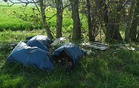 Illegale Entsorgung am Wanderweg Bild: Illegale Entsorgung am Wanderweg