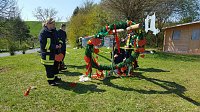 Der Maibaum steht in Herreden Bild: Der Maibaum steht in Herreden