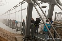 Bild: Auf der l&auml;ngsten H&auml;ngebr&uuml;cke der Welt