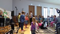 Viel los in der Bibliothek Bild: Viel los in der Bibliothek