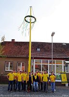 Maibaumsetzen in Görsbach Bild: Maibaumsetzen in Görsbach