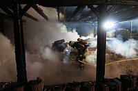 Carport und Renault gingen in Flammen auf Bild: Carport und Renault gingen in Flammen auf