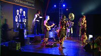 Bild: Freak-Show zum Abschluss