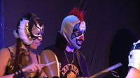 Bild: Freak-Show zum Abschluss
